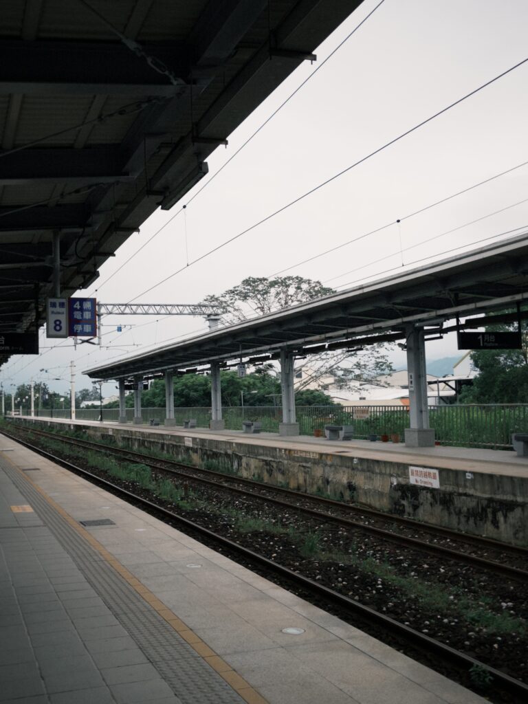 瑞穗火車站的月台照片